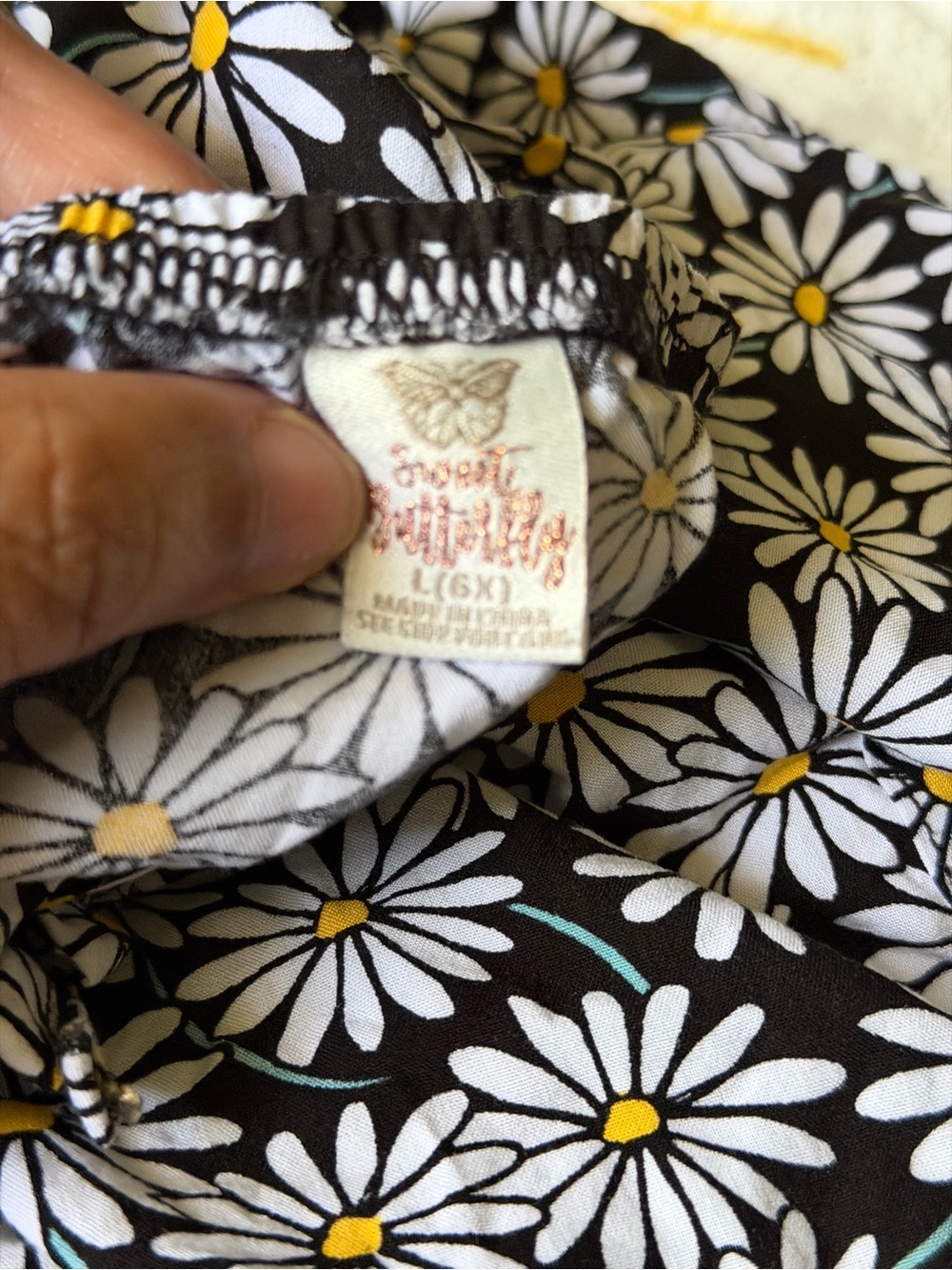 Little Lass Black Daisy Print Girls Dress - Size 6X